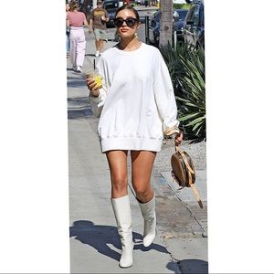 KNEE HIGH HEELED BOOTS